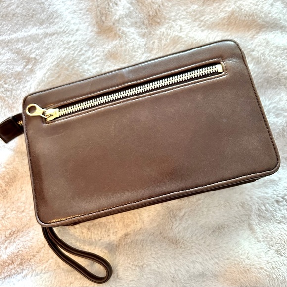 Chanel Smooth Lambskin Clutch Bag - Picture 4 of 12